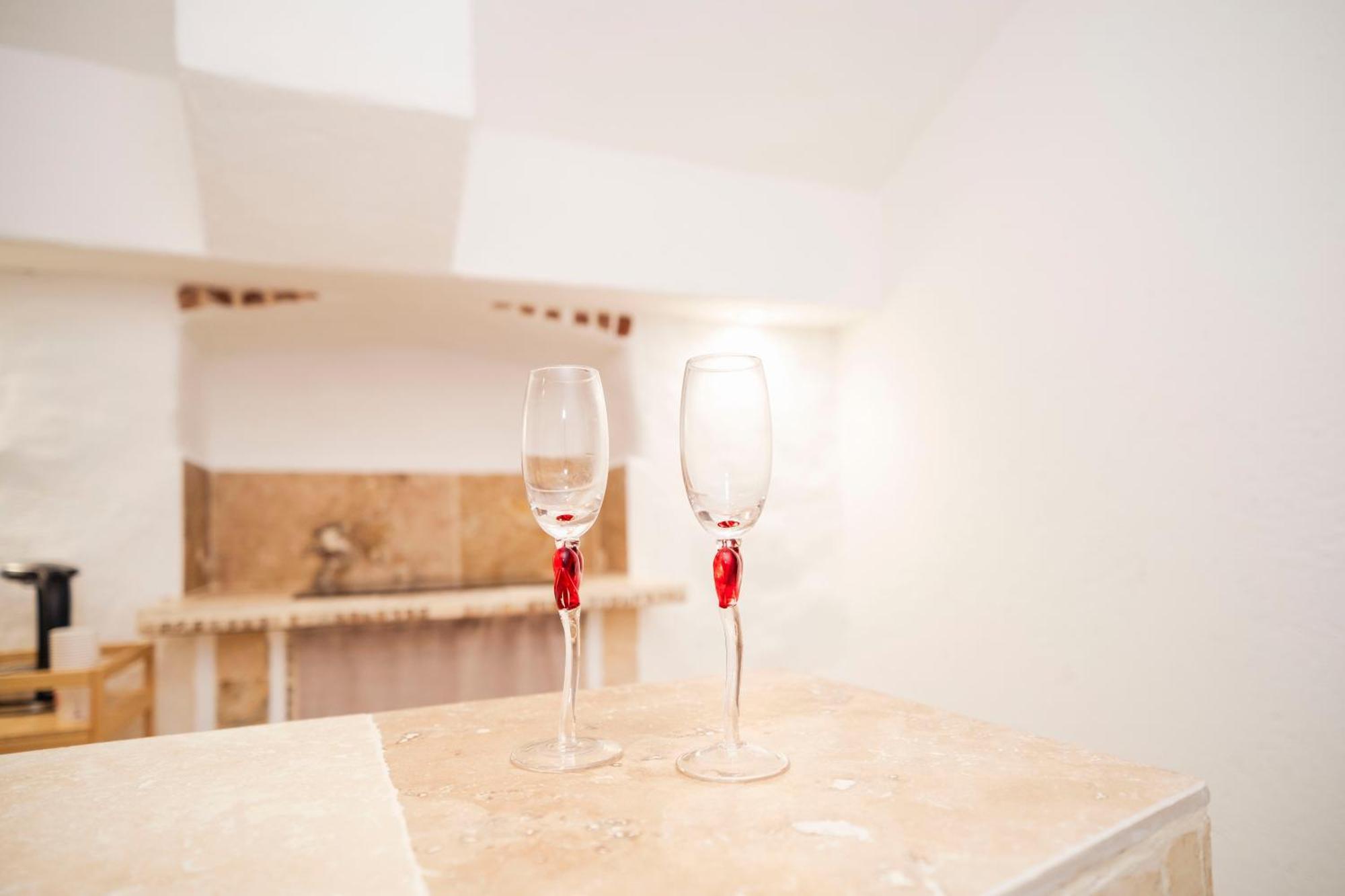 Le Temple D'Aphrodite, Appartement Avec Spa Vienne  Luaran gambar