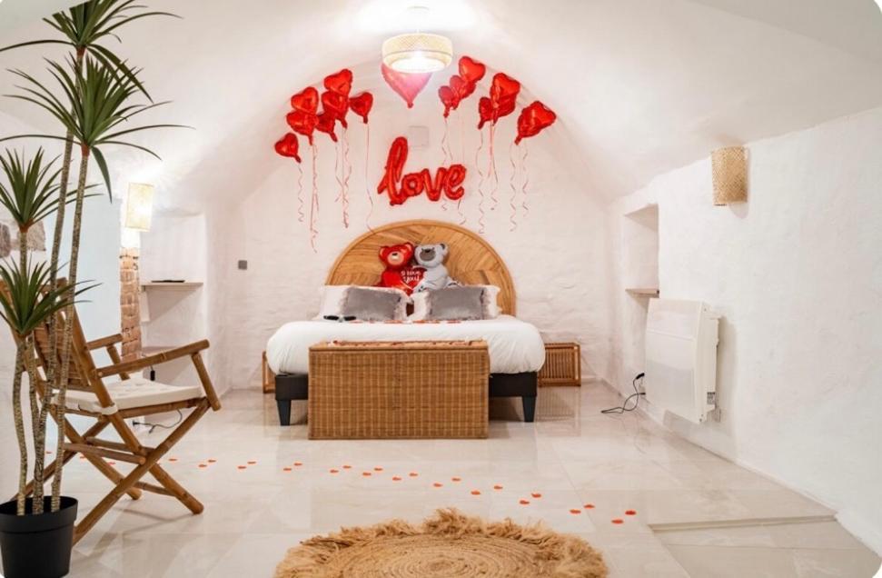 Le Temple D'Aphrodite, Appartement Avec Spa Vienne  Luaran gambar